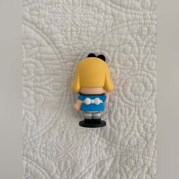 Pop Mart CRYBABY Crying Again Series Figure Blind Box (She’s Alice) - Picture 2 of 5